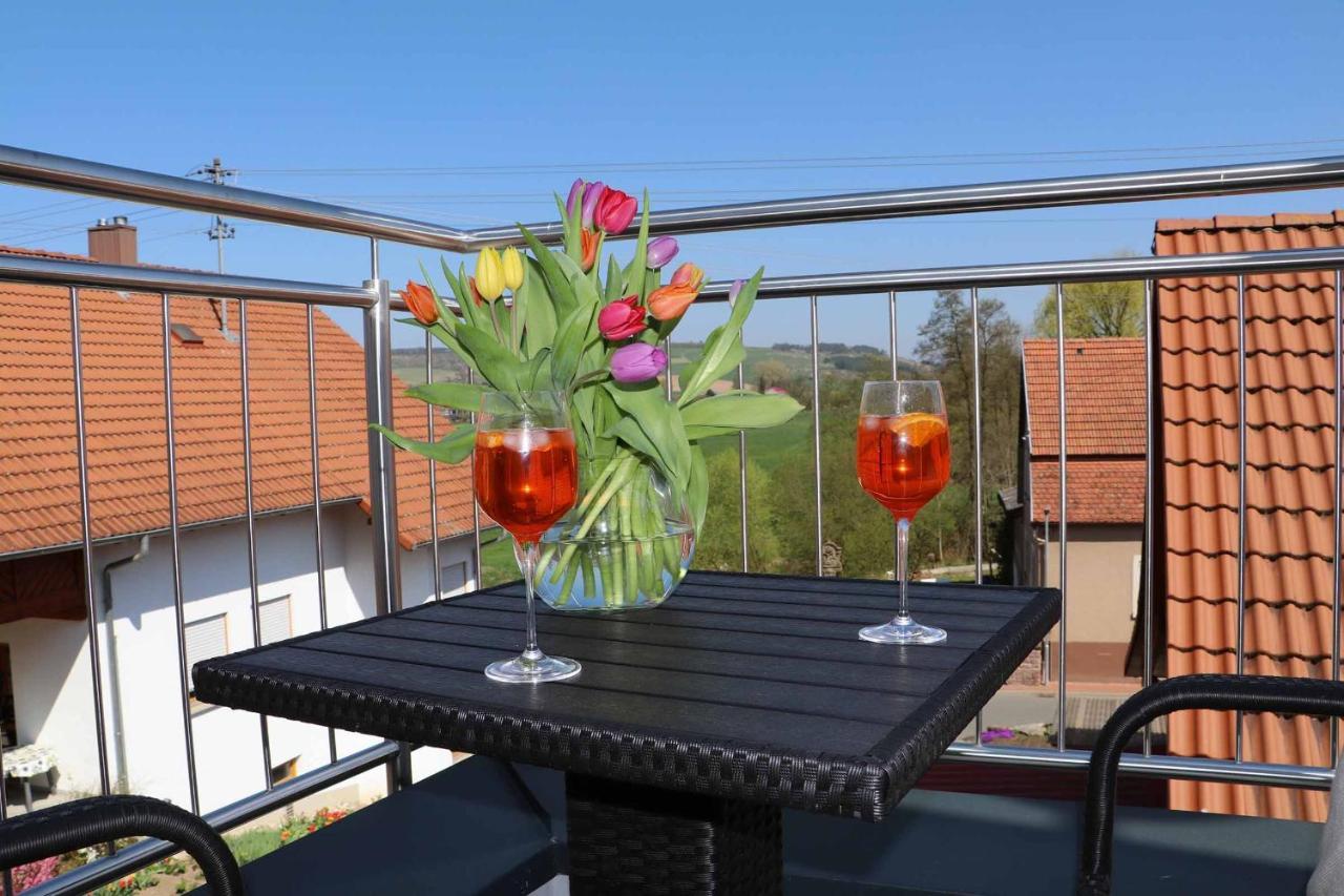 Penthouse Tauberblick Lejlighed Tauberbischofsheim Eksteriør billede